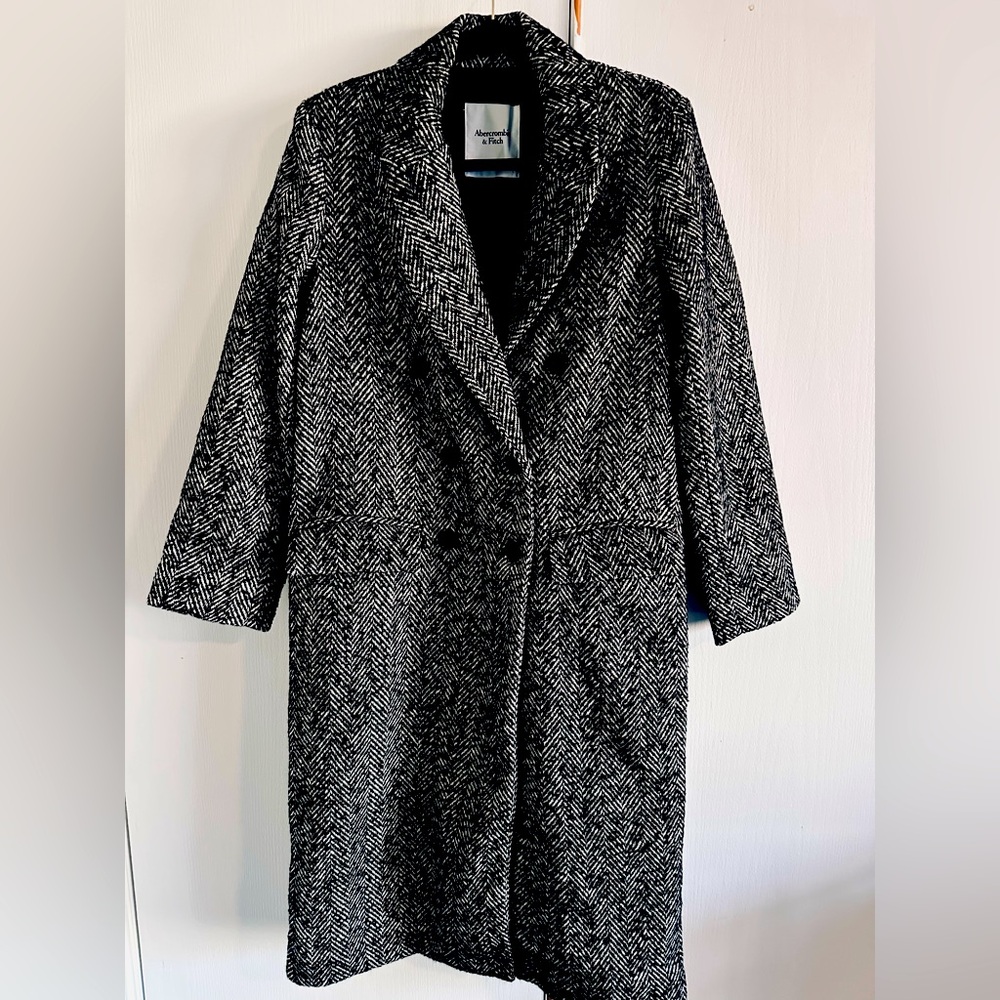 Abercrombie Women's SM Black Herringbone Coat